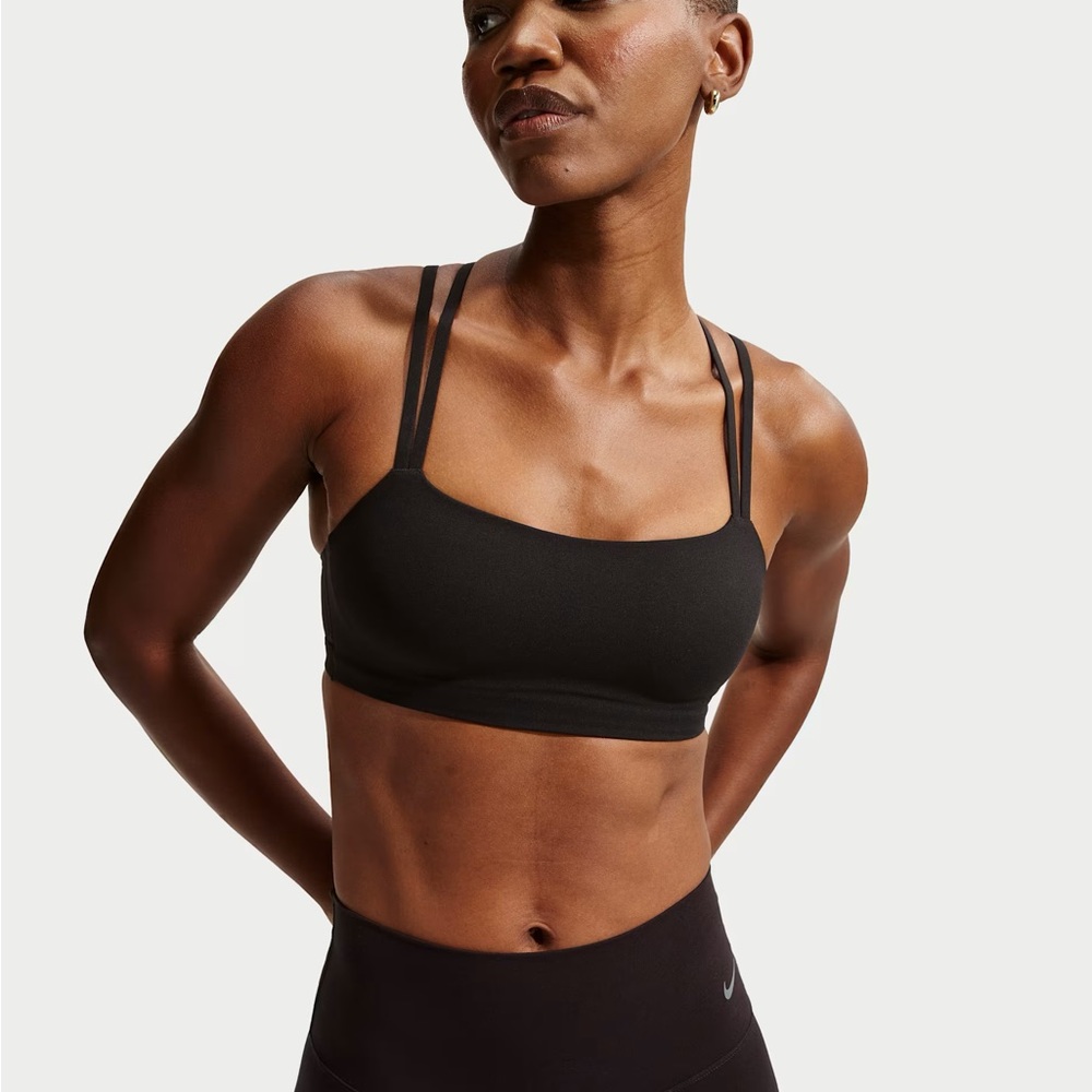 Nike Zenvy Black Double-Strap Sports Bra